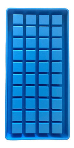 Molde De Silicona Para 40 Mini Cubos De Hielo - Cukin Celeste