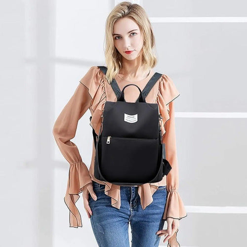 Mochila Bolsa De Mujer Impermeable Tik Tok Viral - Norplat Negro Liso