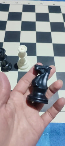 Juego De Ajedrez Escolar Portable Tablero 50x50cm - Norplat