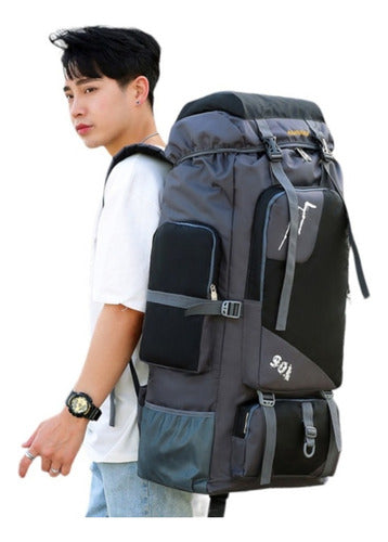 Mochila Impermeable Norplat 90l Para Camping Trekking Viajes Liso Negro