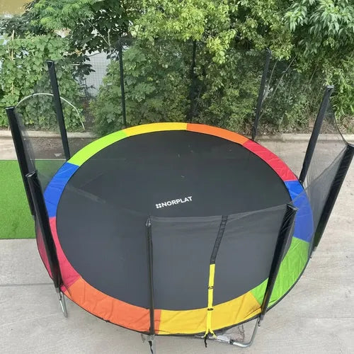 Cama elástica para patio con red de contención y cobertor de resortes