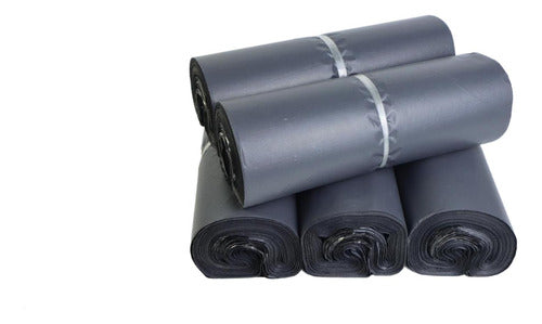 100 Bolsas Plásticas Courier Sobre Adhesivo 40x55cm Norplat Gris Oscuro Liso