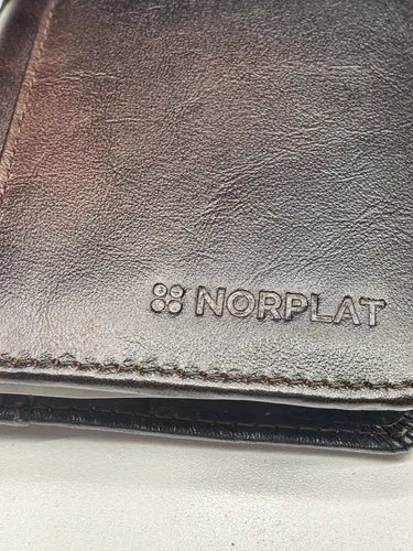 Billetera De Cuero Hombre Anti Rfid Anti Clonacion - Norplat Marrón Oscuro Liso