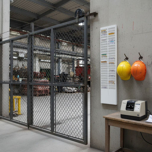 Tarjetero Plástico 50 Tarjetas De Control Asistencia Norplat Crema