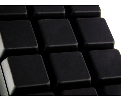 Molde De Silicona Para 15 Cubos De Hielo 3.3 Cm - Cukin Negro