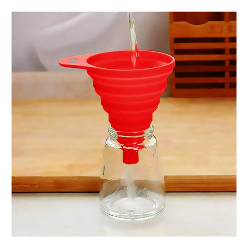 Embudo De Silicona Para Llenar Botellas - Cukin Rojo